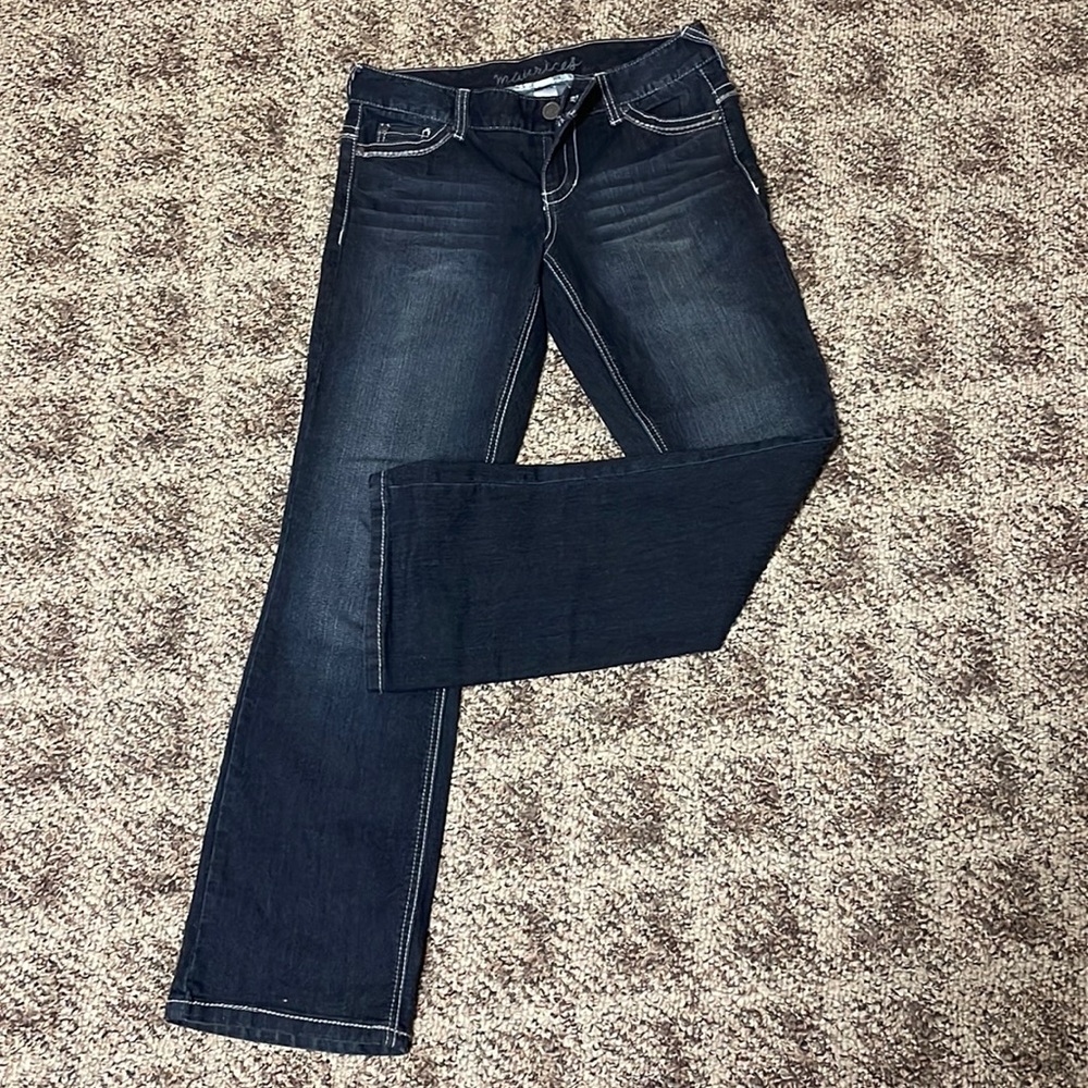 Maurices jeans